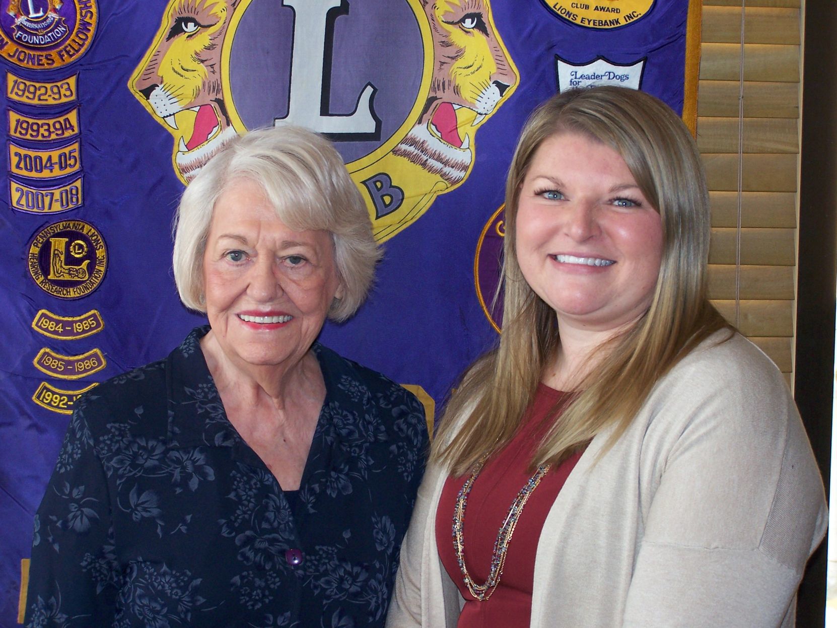 Borough manager speaks to Lions Club